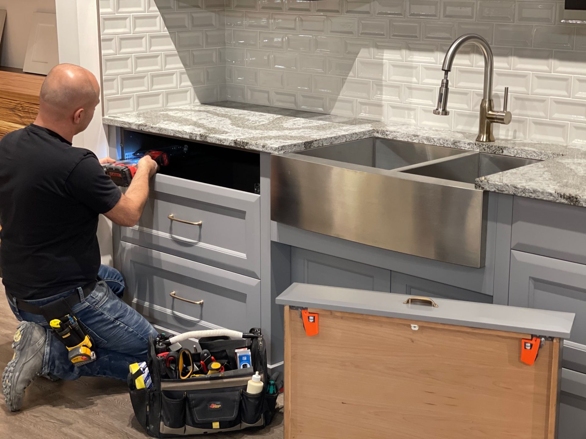 makers in Canada find custom makers to design your