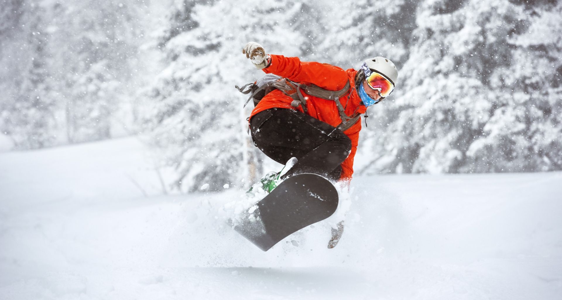 Snowboard lessons near me ⭐ Learn to snowboard in Canada